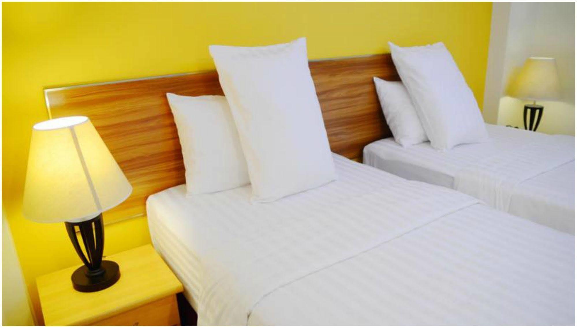 เดอะ แกรนด์ วิว Hotel มาเล ภายนอก รูปภาพ